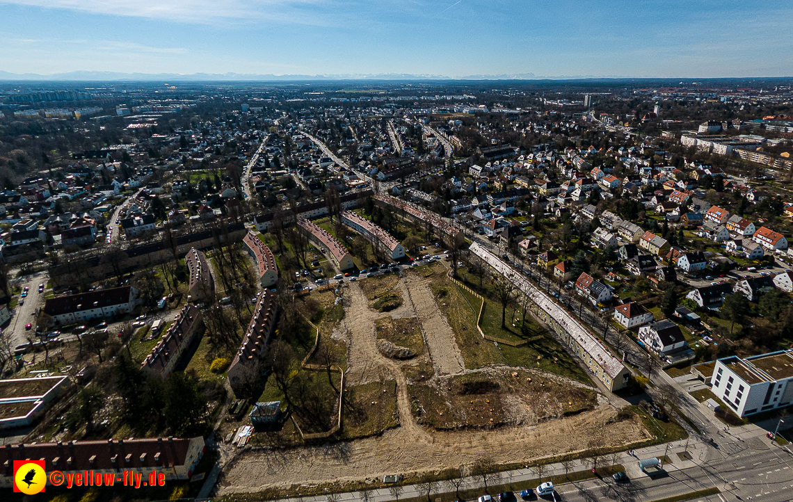 21.03.2023 - Luftbilder von der Baustelle Maikäfersiedlung in Berg am Laim